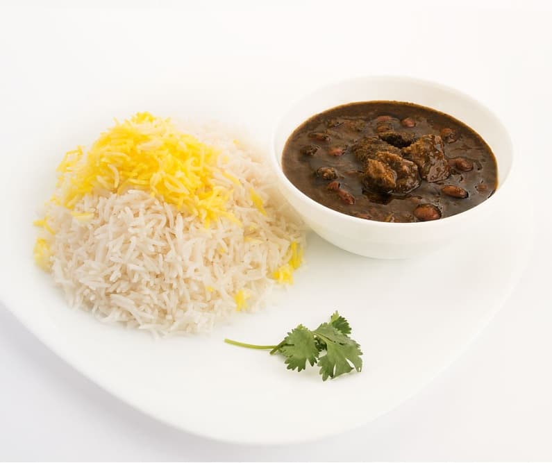 چلو قورمهسبزی