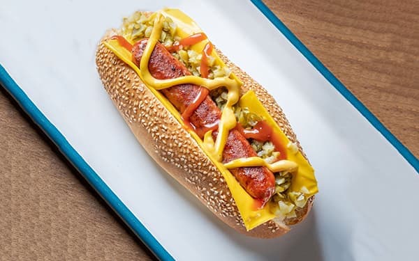 هات داگ با قارچ و پنیر